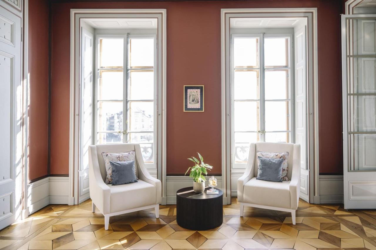Chateau De L'Aile- Boutique Suites Βεβέ Εξωτερικό φωτογραφία