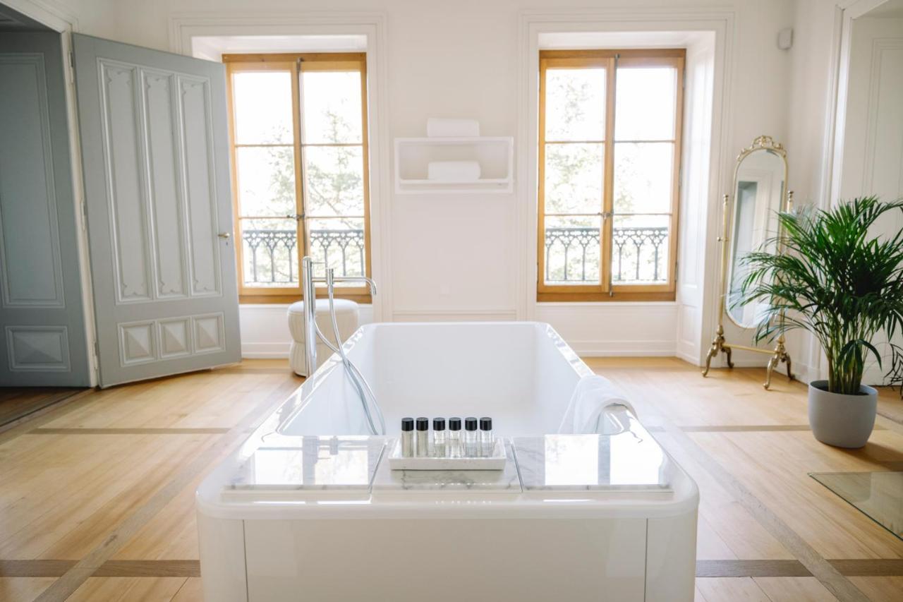 Chateau De L'Aile- Boutique Suites Βεβέ Εξωτερικό φωτογραφία