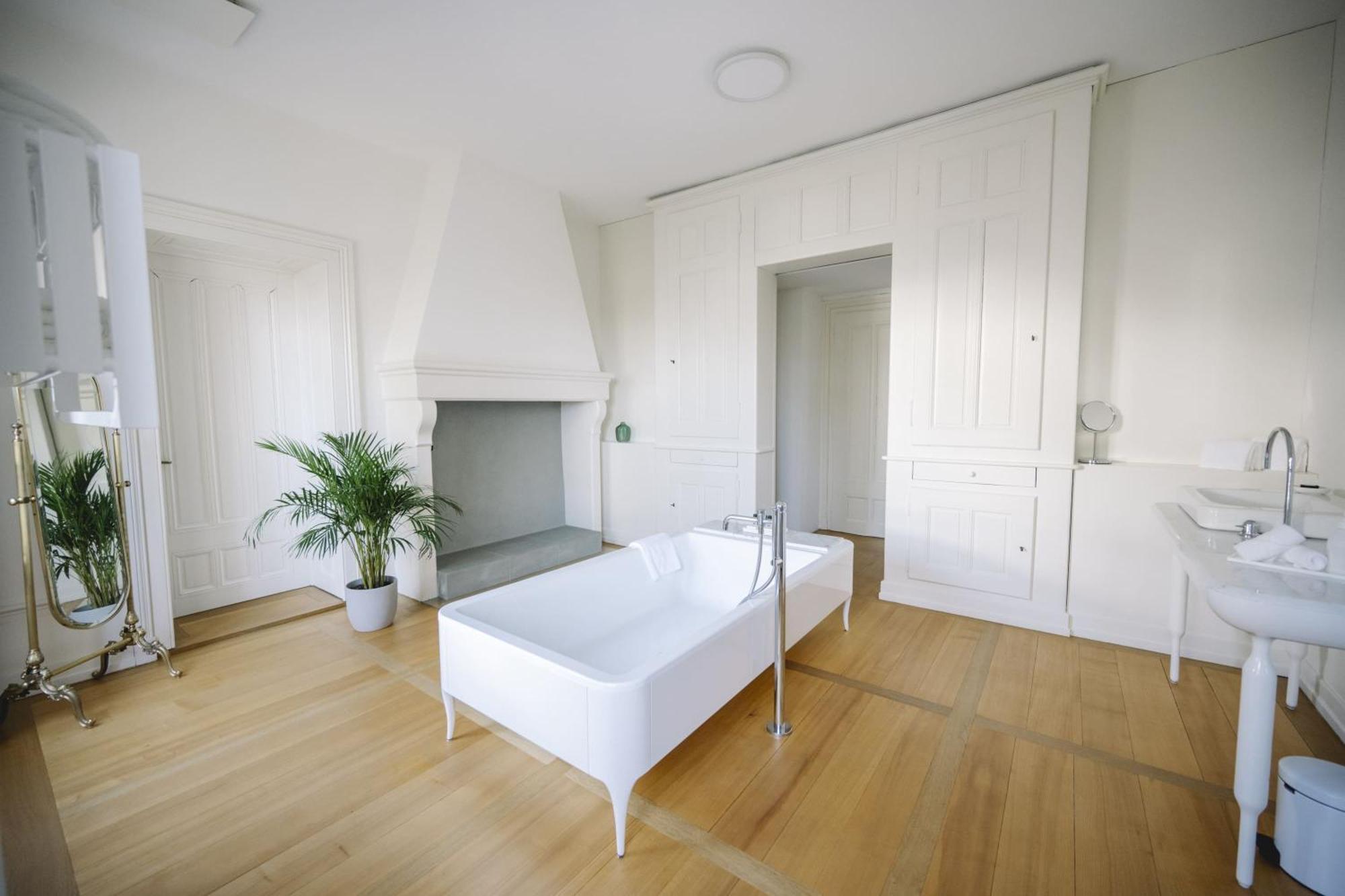Chateau De L'Aile- Boutique Suites Βεβέ Εξωτερικό φωτογραφία